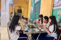 TPHCM: Tổng kiểm tra 317 cơ sở cung cấp suất ăn bán trú, thực phẩm cho trường học