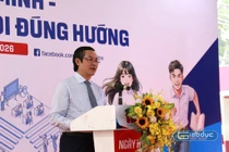 Thứ trưởng Bộ GD&ĐT: Nên chọn con đường phù hợp với bản thân thay vì chạy theo ngành "hot"