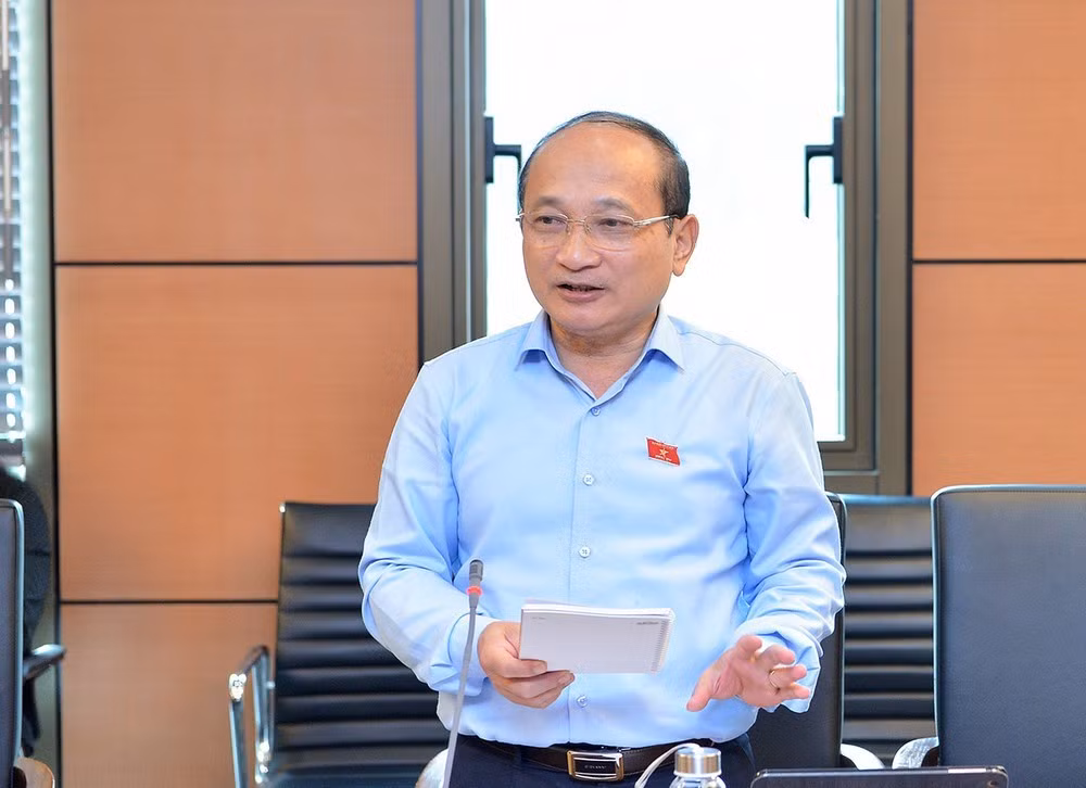 nguyen-thanh-hien-doan-dai-bieu-quoc-hoi-tinh-nghe-an-1-8433-3788.jpg