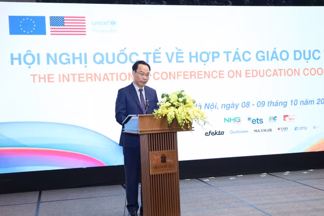 Bộ trưởng Bộ GDĐT nêu 4 ưu tiên của giáo dục Việt Nam trong ứng dụng công nghệ, chuyển đổi số