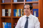 Bộ trưởng mong thầy cô tiếp tục giữ vững niềm tin, lòng yêu nghề, không ngừng học hỏi, sáng tạo