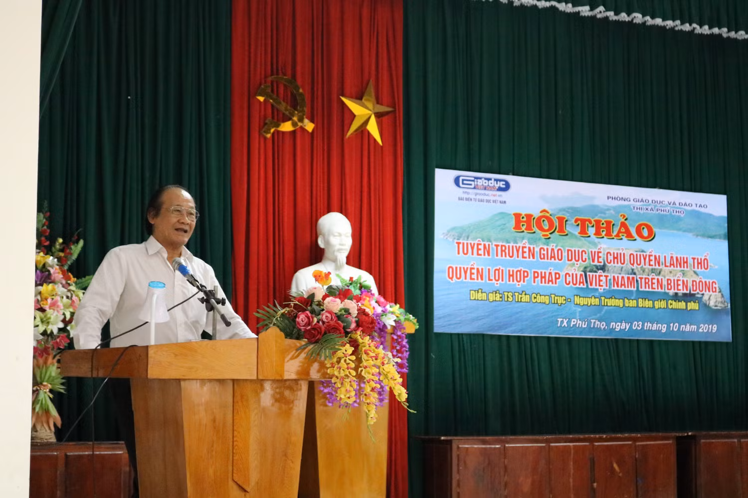 Tiến sĩ Trần Công Trục - Diễn giả của hội thảo. Ảnh: Đỗ Thơm
