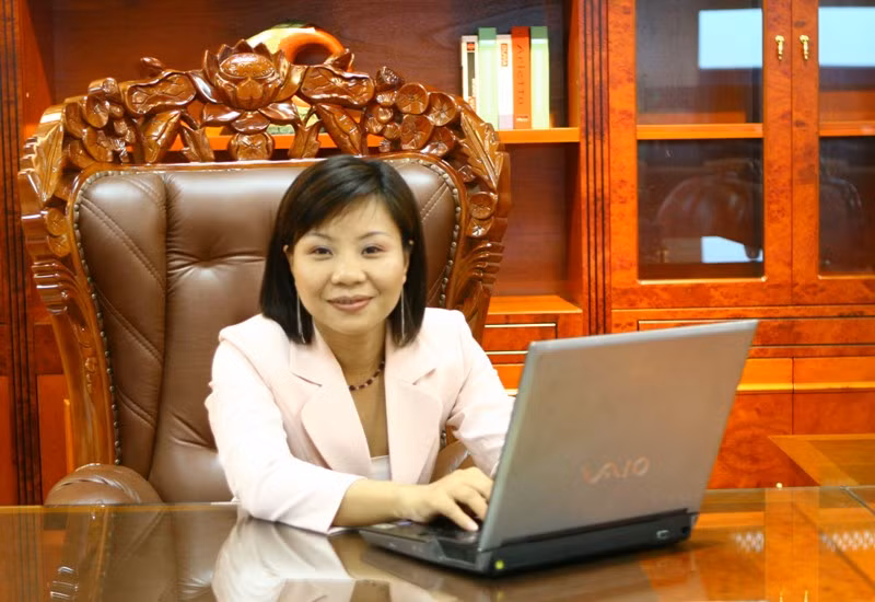 Bà Vương Bích Thu là Giám đốc Quảng cáo và Phát triển thương hiệu của Eurowindow Việt Nam, Phó BTC chương trình Bài hát yêu thích. Bà Vương Bích Thu là Giám đốc Quảng cáo và Phát triển thương hiệu của Eurowindow Việt Nam, Phó BTC chương trình Bài hát yêu thích.