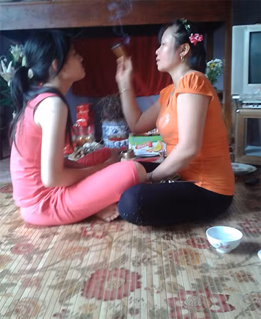 Những phân tích rất mới về vụ tố chồng, con đánh gãy cổ ảnh 3 Những cách chữa bệnh kinh dị nhất tại Việt Nam (P3)