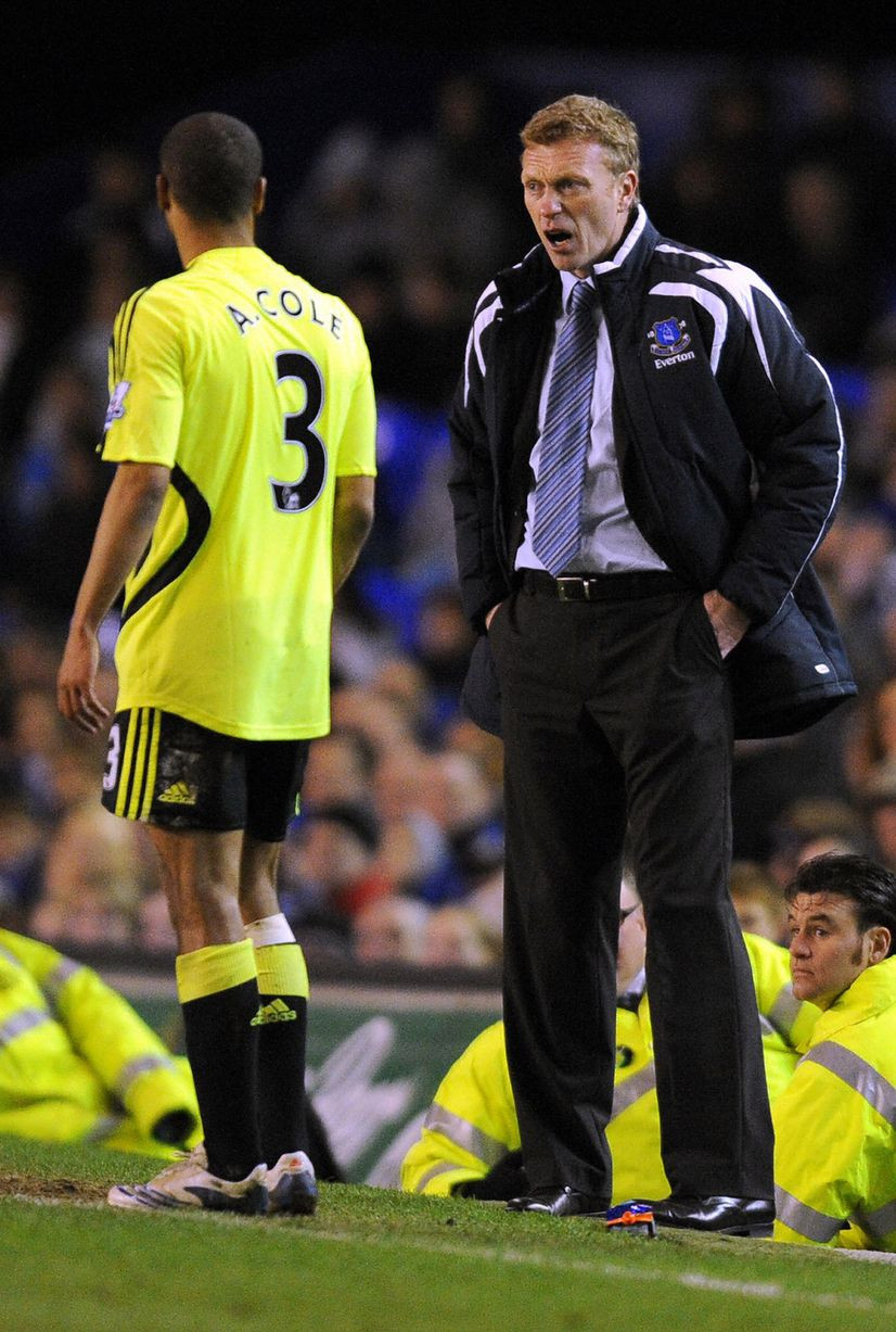 David Moyes và Ashley Cole (2008) David Moyes và Ashley Cole (2008)