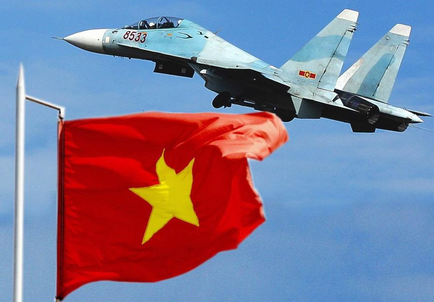 Mọi hoạt động quân sự, quốc phòng bình thường của Việt Nam đều trở thành tâm điểm chú ý của một bộ phận truyền thông Trung Quốc. Hình ảnh Su-27 của Không quân Việt Nam được Tân Hoa Xã đăng tải. Mọi hoạt động quân sự, quốc phòng bình thường của Việt Nam đều trở thành tâm điểm chú ý của một bộ phận truyền thông Trung Quốc. Hình ảnh Su-27 của Không quân Việt Nam được Tân Hoa Xã đăng tải.
