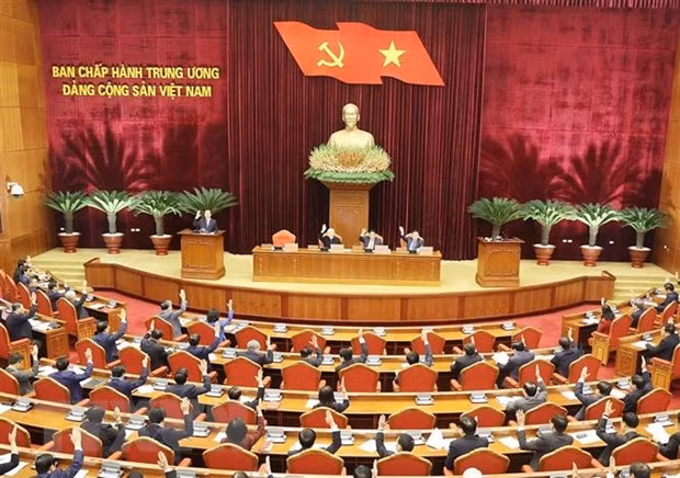 Các đại biểu biểu quyết thông qua chương trình hội nghị. (Ảnh: Trí Dũng/TTXVN) Các đại biểu biểu quyết thông qua chương trình hội nghị. (Ảnh: Trí Dũng/TTXVN)