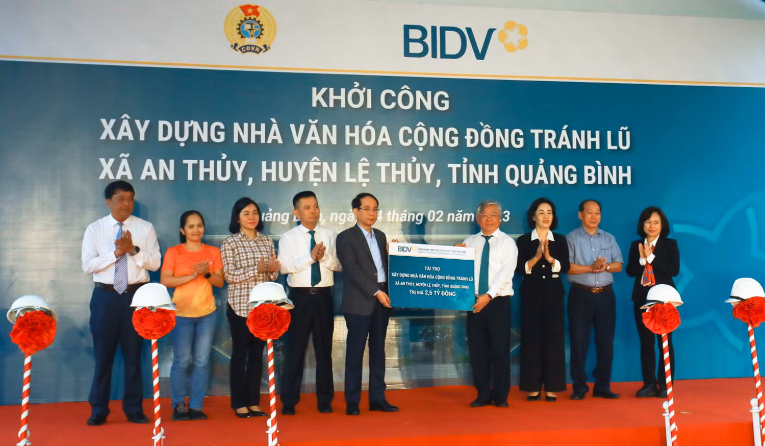 Xây dựng Nhà văn hóa cộng đồng tránh lũ là chương trình vì cộng đồng được BIDV quan tâm đầu tư thực hiện.