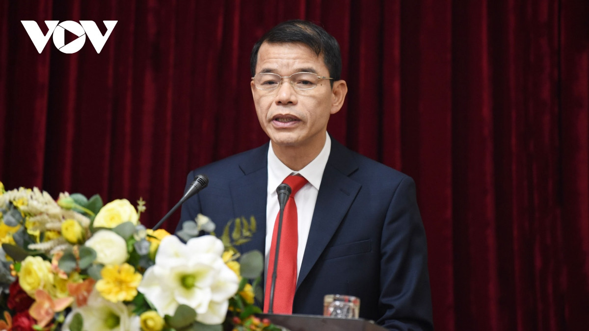 Tân Phó Trưởng Ban Tuyên giáo Trung ương Vũ Thanh Mai phát biểu nhận nhiệm vụ. Tân Phó Trưởng Ban Tuyên giáo Trung ương Vũ Thanh Mai phát biểu nhận nhiệm vụ.