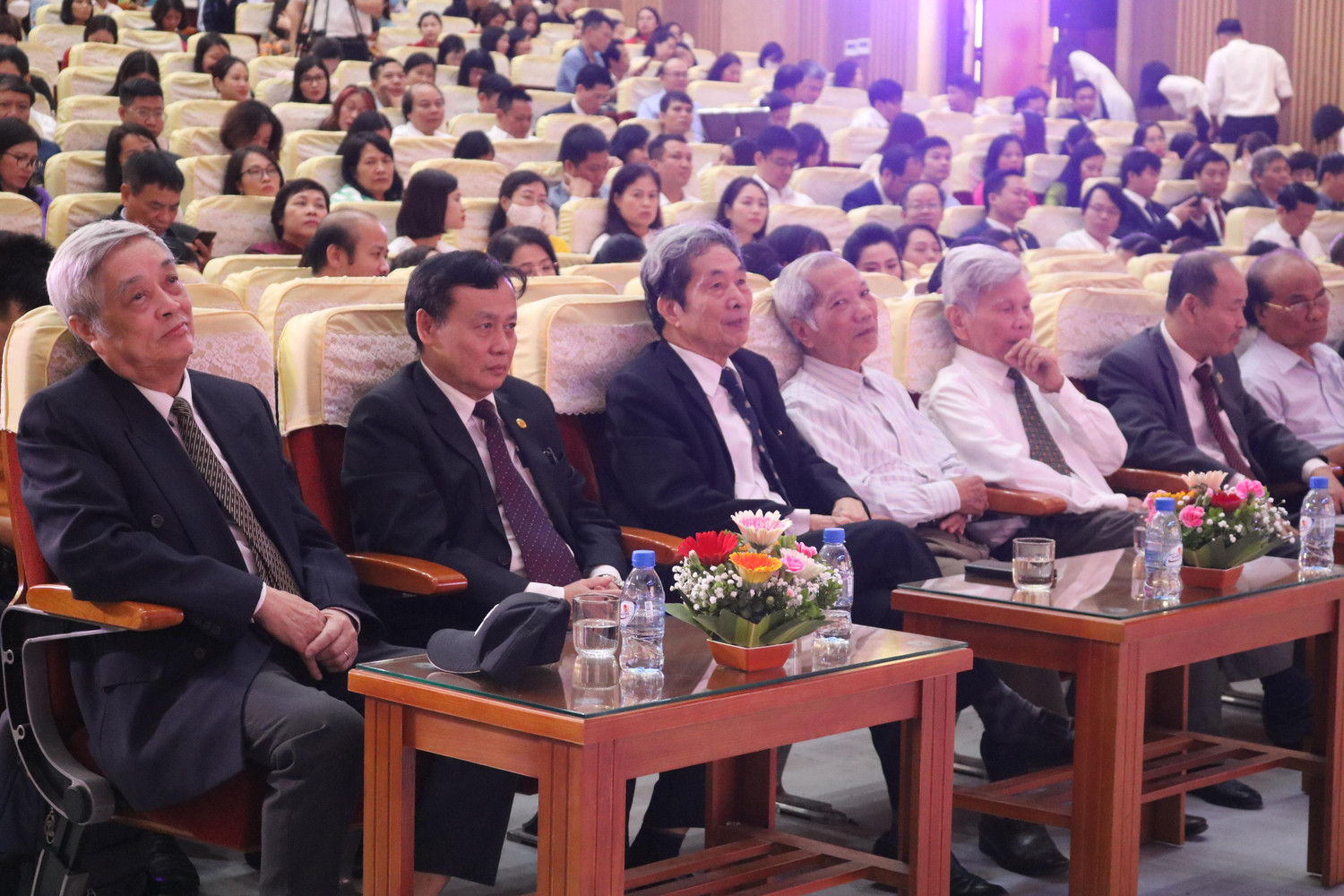 Các đại biểu tham dự lễ kỷ niệm sáng nay. Ảnh: Doãn Nhàn Các đại biểu tham dự lễ kỷ niệm sáng nay. Ảnh: Doãn Nhàn