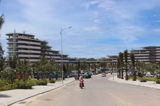 Thanh tra Bộ Xây dựng kết luận có nhiều sai phạm của chủ đầu tư FLC tại Bình Định. ảnh: Người lao động.
