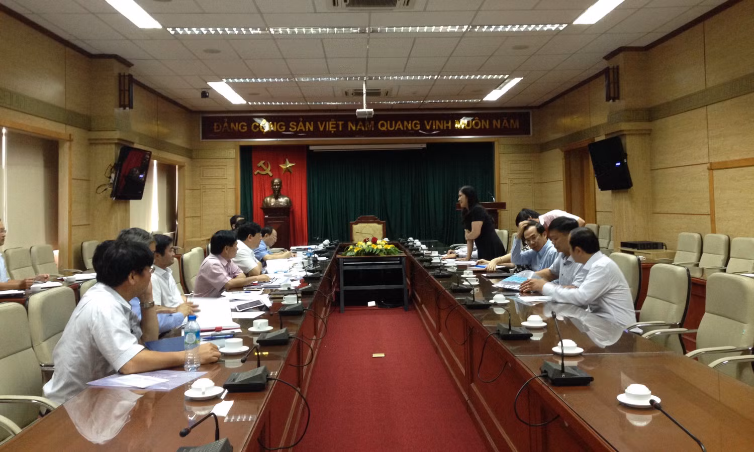 Bà Tôn Thị Ngọc Hạnh - Phó chủ tịch Ủy ban Nhân dân tỉnh Đắk Nông phát biểu tại buổi làm việc.
