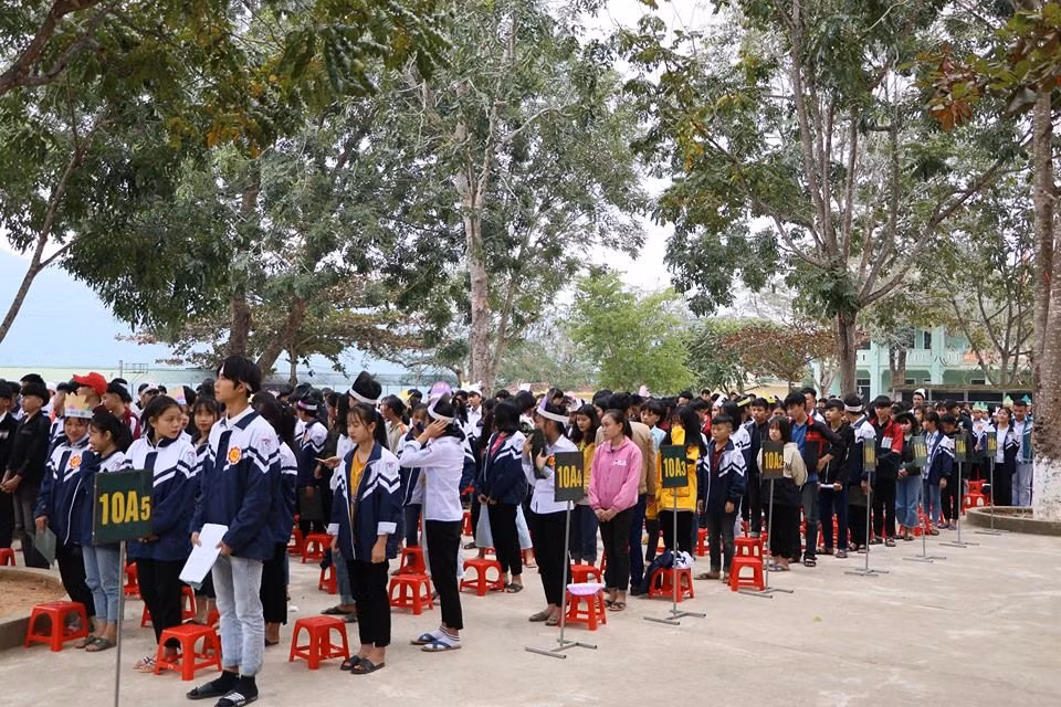 Học sinh Trường Trung học phổ thông Tương Dương 2, tỉnh Nghệ An (Ảnh CTV)