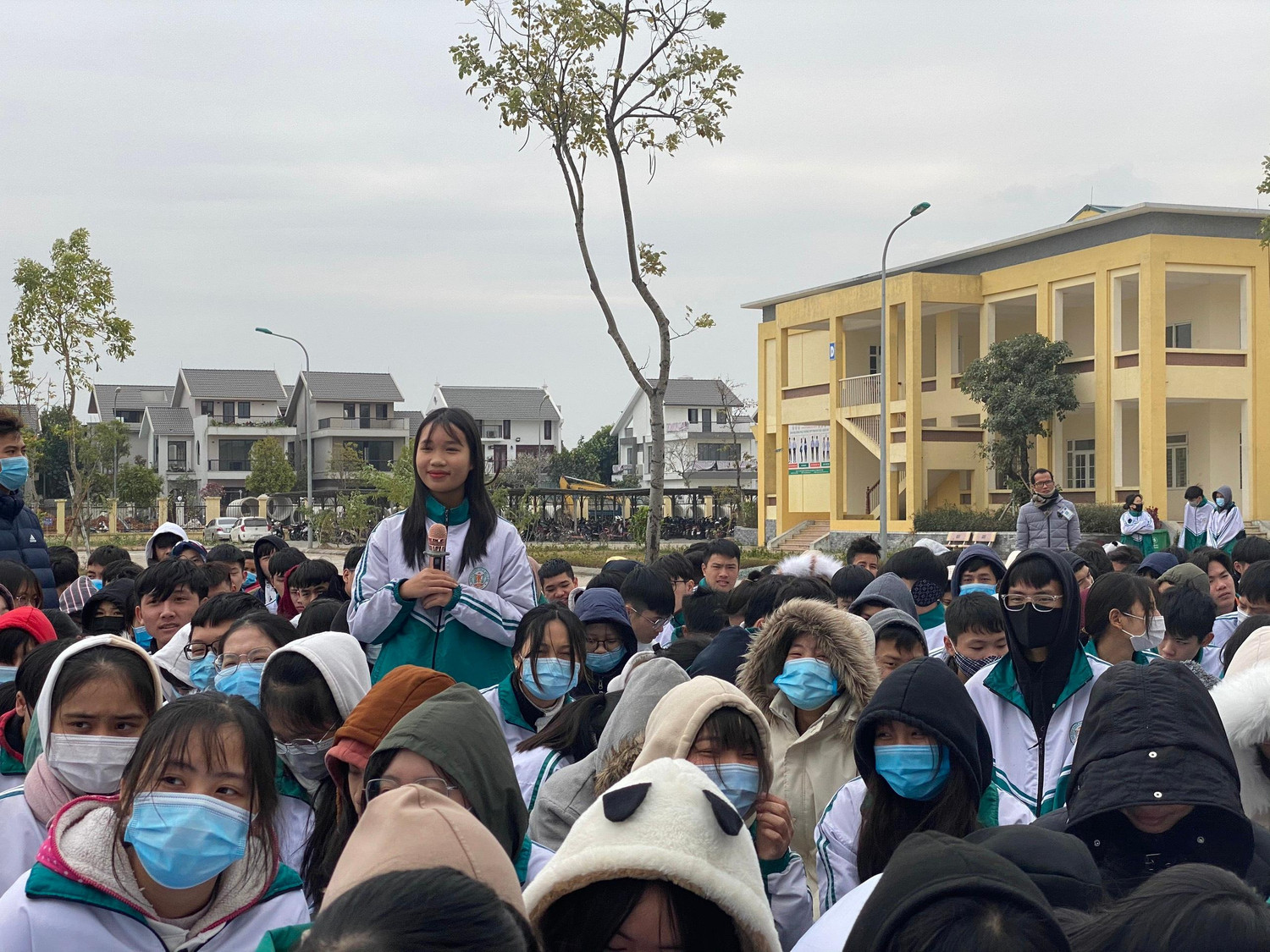 Các em học sinh nhận được nhiều lời khuyên ý nghĩa và chuẩn bị hành trang để nhập cuộc với làn sóng công nghiệp 4.0 (Ảnh: Phạm Minh)