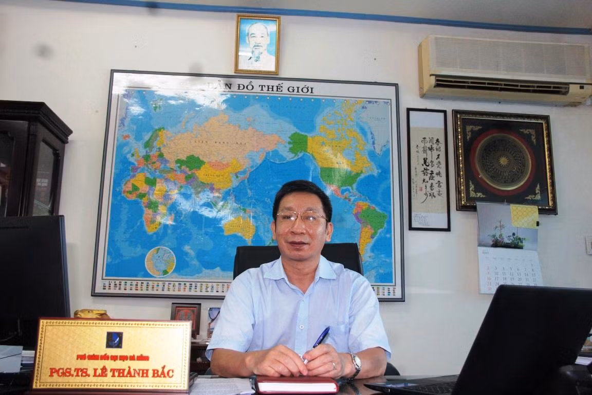 Phó Giáo sư Lê Thành Bắc – Phó Giám đốc Đại học Đà Nẵng nêu ra những điểm mới của đề án 89 so với các đề án trước đó. Ảnh: TT