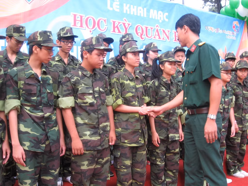 Cha dạy con kỹ năng nhìn nhận cuộc sống, tình yêu, hạnh phúc, thành công ảnh 7 Cha dạy con kỹ năng nhìn nhận cuộc sống, tình yêu, hạnh phúc, thành công ảnh 7