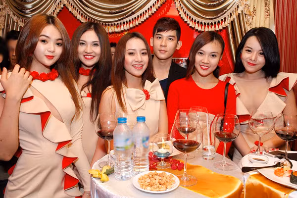 Nhóm nhạc TVM.