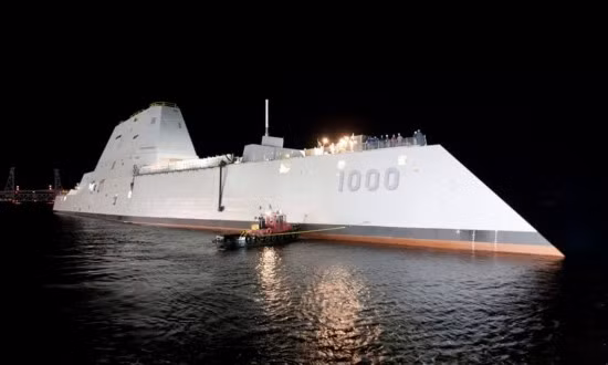Tàu khu trục USS Zumwalt DDG-1000 mới nhất của Mỹ Tàu khu trục USS Zumwalt DDG-1000 mới nhất của Mỹ
