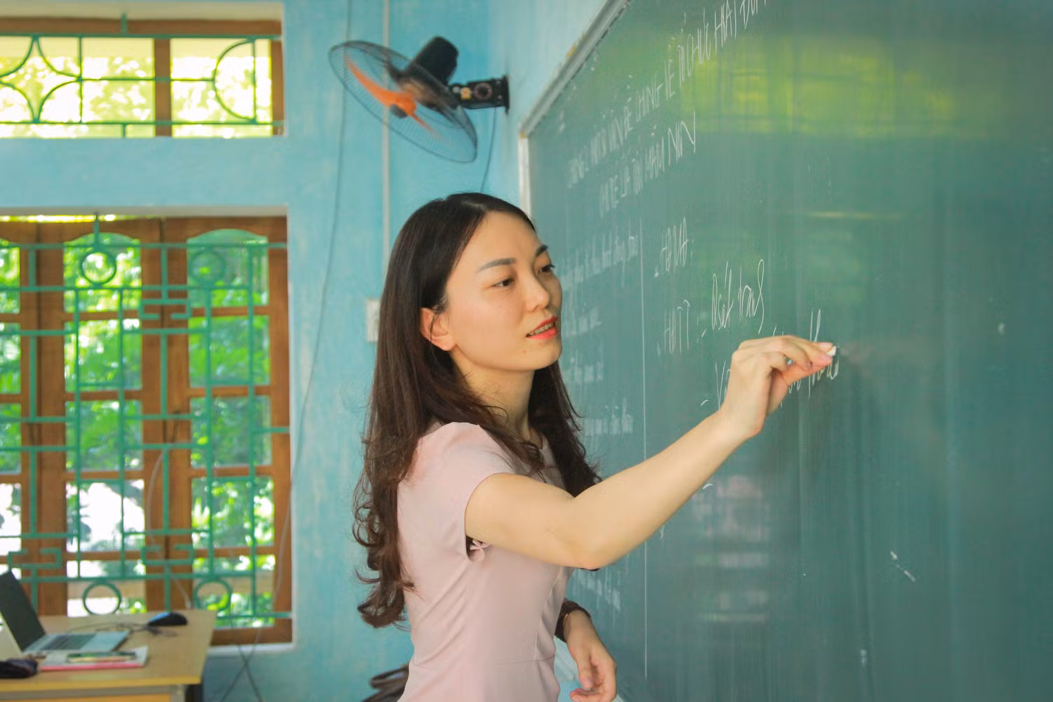 gdvn_sinh-vien-giang-vien-truong-cao-dang-su-pham-hoa-binh (22).jpg