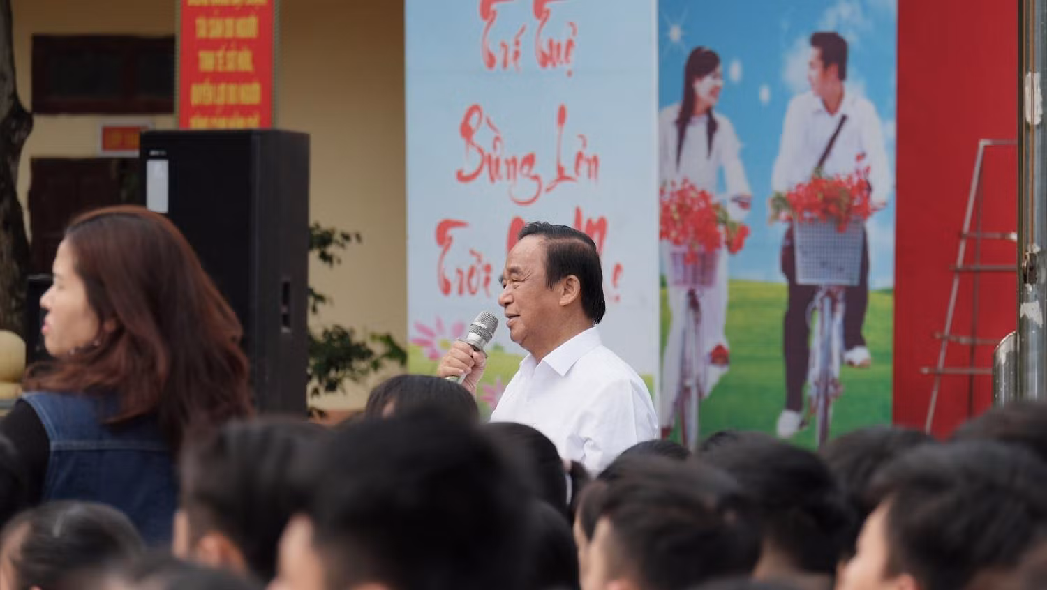 Nhiều cơ hội và thách thức trong thời kỳ cách mạng công nghiệp 4.0 đang chờ thế hệ học sinh được sinh ra trong thế kỷ 21. (Ảnh: LC)