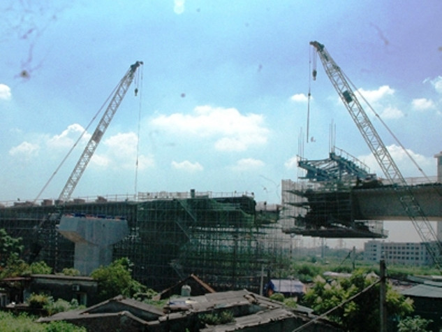 Dự án né biệt thự đại gia, hàng trăm hộ dân phải di dời?