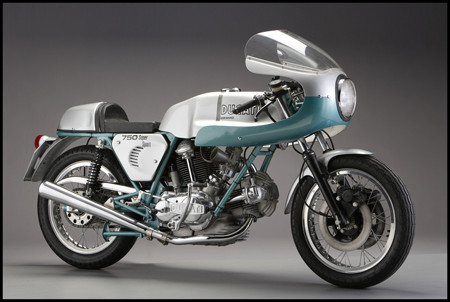 NORTON THRUXTON CLUB RACER 750 NORTON THRUXTON CLUB RACER 750