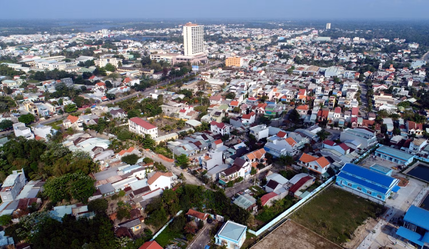 Sau dịch COVID-19, thị trường bất động sản Quảng Nam đang phục hồi và tăng trưởng mạnh mẽ trở lại. Ảnh: GH Sau dịch COVID-19, thị trường bất động sản Quảng Nam đang phục hồi và tăng trưởng mạnh mẽ trở lại. Ảnh: GH