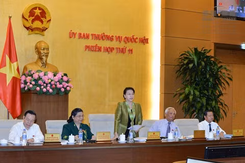 Theo dự kiến, phiên họp này sẽ lấy ý kiến lần này là việc tổng kết kỳ họp thứ 3 và cho ý kiến bước đầu về việc chuẩn bị kỳ họp thứ 4 của Quốc hội (ảnh quochoi.vn).
