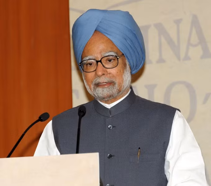 Manmohan Singh - Đương kim Thủ tướng Ấn Độ. Manmohan Singh sinh ngày 26/9/1932, là thủ tướng thứ 17 của Ấn Độ. Ông là một người có kiến thức sâu rộng về kinh tế, từng tốt nghiệp trường Punjab, Đại học Cambridge và Đại học Oxford.