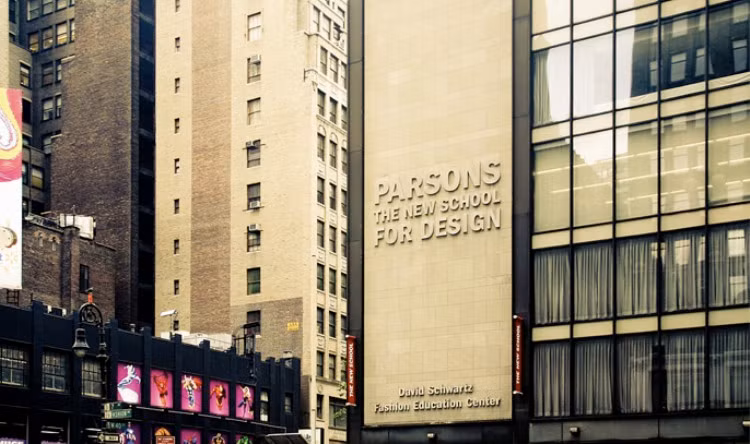 2. Parsons The New School for Design (New York, Hoa Kỳ). Học phí 40.000$/năm. Parsons là trường cũ của những nhà thiết kế lẫy lừng Donna Karan, Marc Jacobs, Tom Fore và Alexander Wand. Ngôi trường thiết kế thời trang này được xem là nơi có học phí đắt đỏ nhất thế giới với những “thầy cô” tên tuổi như Donna Karan. 2. Parsons The New School for Design (New York, Hoa Kỳ). Học phí 40.000$/năm. Parsons là trường cũ của những nhà thiết kế lẫy lừng Donna Karan, Marc Jacobs, Tom Fore và Alexander Wand. Ngôi trường thiết kế thời trang này được xem là nơi có học phí đắt đỏ nhất thế giới với những “thầy cô” tên tuổi như Donna Karan.