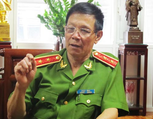 Trung tướng Phan Văn Vĩnh cho biết, chưa có tài liệu nào cho thấy Dương Chí Dũng bỏ nhiều tiền lấy thông tin để thoát thân - Ảnh: Thái Sơn Trung tướng Phan Văn Vĩnh cho biết, chưa có tài liệu nào cho thấy Dương Chí Dũng bỏ nhiều tiền lấy thông tin để thoát thân - Ảnh: Thái Sơn