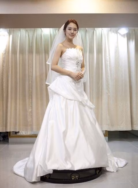 Yoon Eun Hye Yoon Eun Hye