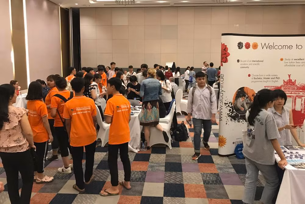 Trường SDI đang là đối tác chiến lược với Trường Trung cấp Công nghệ Thăng Long trong đào tạo ngôn ngữ cho học sinh theo học tại trường. Ảnh: Tùng Dương.