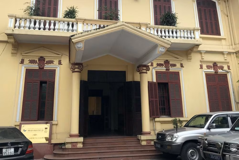 Đã 2 năm vẫn chưa có kết luận việc 7 cán bộ chơi bài lá trong Viện Quy hoạch Thủy lợi. Ảnh: Tùng Dương.