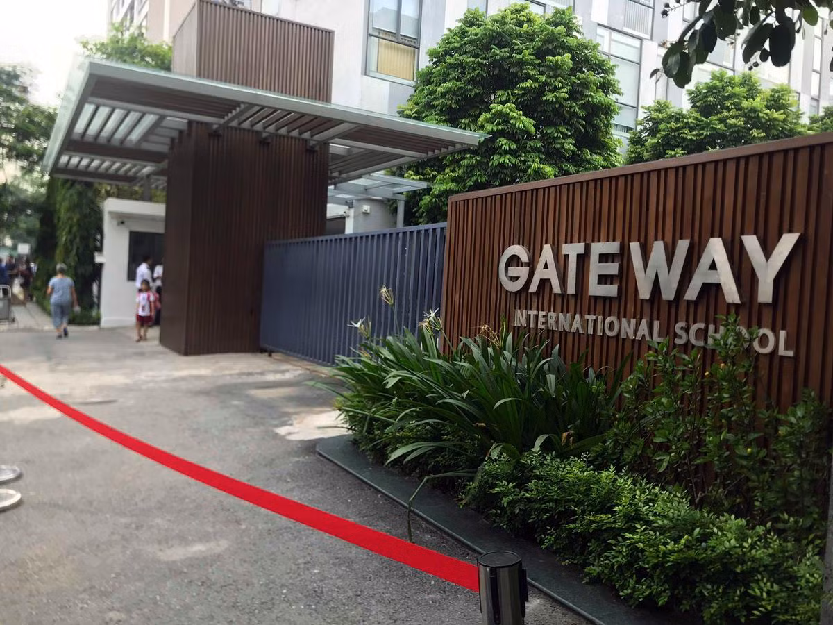 Lỗi này thuộc về Ban giám hiệu của trường Gateway, Ban giám hiệu điều hành, đưa ra quy định, quy chế và giám sát mọi người thực hiện. Ảnh:P.Duy.