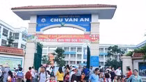 Đang xét nghiệm vụ 35 kg thịt gà ôi thiu tuồn vào Trường Tiểu học Chu Văn An ảnh 3