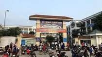Thịt gà bốc mùi đưa vào trường học, ai đang nói dối? ảnh 2