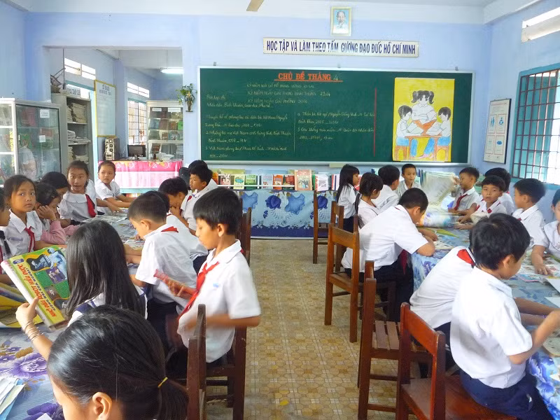 Con chúng ta đang đọc gì? ảnh 2