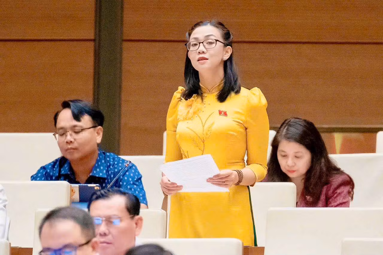dbqh trinh thi tu anh.jpg