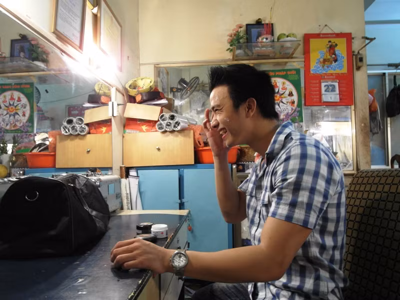Diễn viên trẻ Việt Cường đang làm sáng thêm làn da…