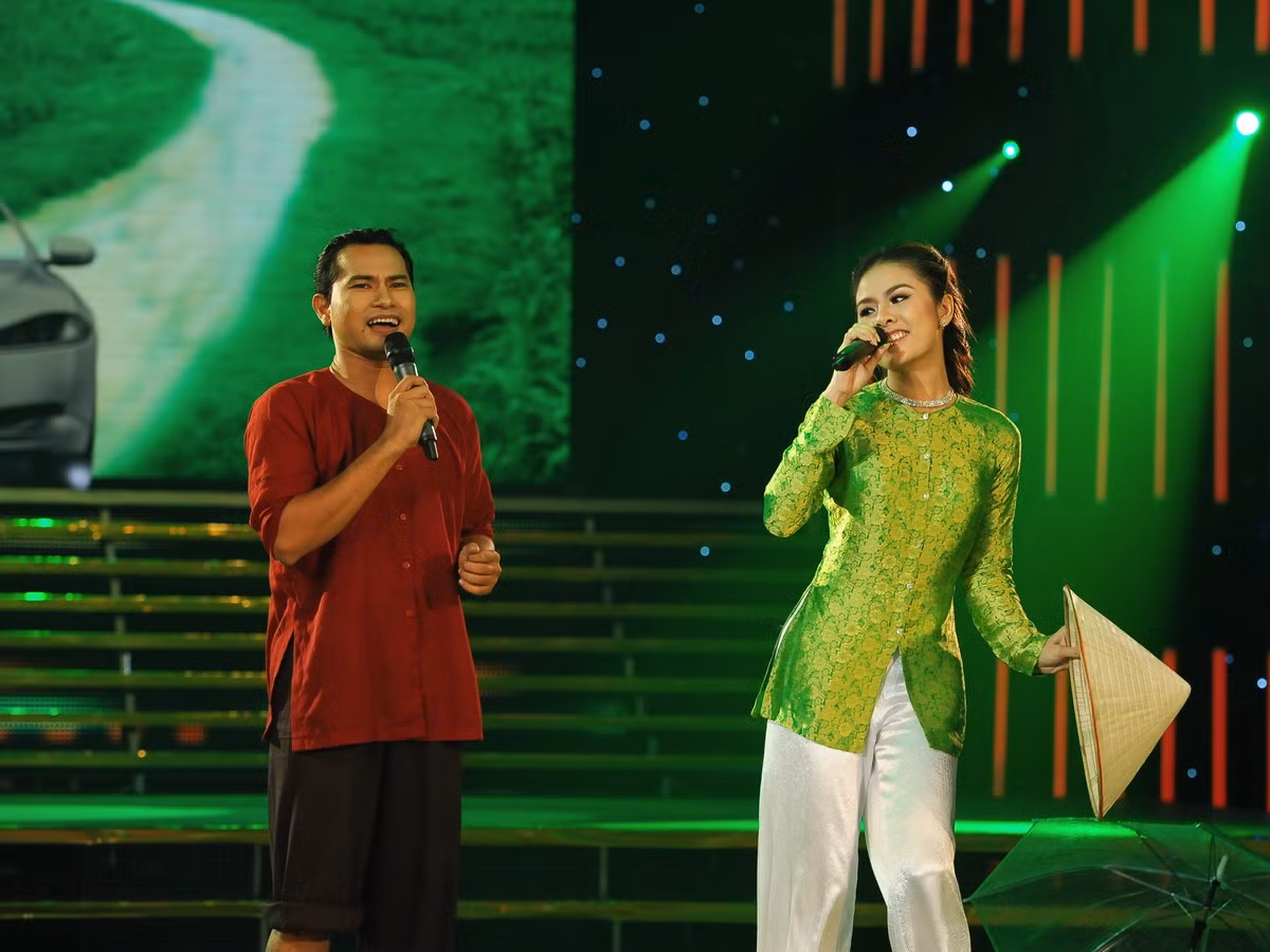 Nhưng vẫn không chịu bỏ cuộc. Cùng sự kiện: Khai màn Bước nhảy Hoàn vũ: Chưng hửng vì bị 'ém chiêu' Ốc Thanh Vân làm giúp việc, Á hậu Hoàng My khiêu vũ máu lửa Khánh Thi bất ngờ 'trút váy' ở Bước nhảy Hoàn vũ Minh Hằng đẹp như công chúa trong đêm mở màn Bước nhảy hoàn vũ (Clip) Cặp vũ công top 3 thế giới 'bùng nổ' tại Bước nhảy Hoàn vũ Nhưng vẫn không chịu bỏ cuộc. Cùng sự kiện: Khai màn Bước nhảy Hoàn vũ: Chưng hửng vì bị 'ém chiêu' Ốc Thanh Vân làm giúp việc, Á hậu Hoàng My khiêu vũ máu lửa Khánh Thi bất ngờ 'trút váy' ở Bước nhảy Hoàn vũ Minh Hằng đẹp như công chúa trong đêm mở màn Bước nhảy hoàn vũ (Clip) Cặp vũ công top 3 thế giới 'bùng nổ' tại Bước nhảy Hoàn vũ