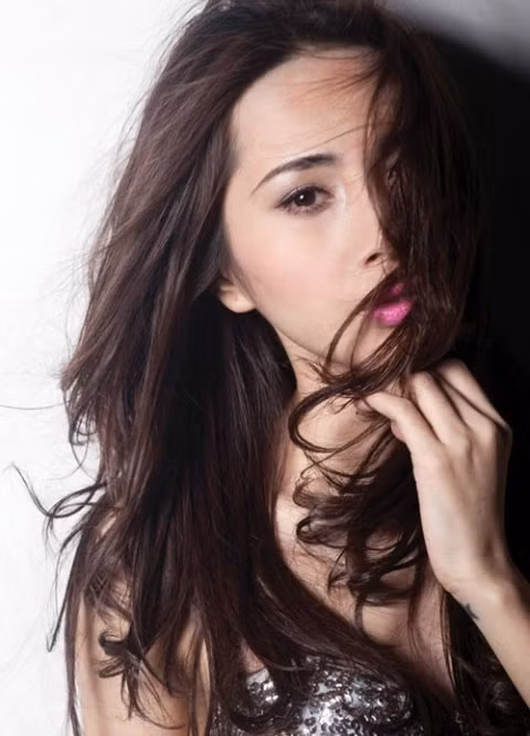 Tôi thích người đàn ông thông minh, điềm tĩnh và biết chia sẻ.