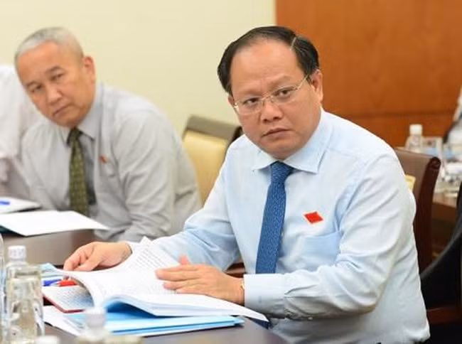 Ông Tất Thành Cang vi phạm các quy định pháp luật trong việc quyết định chủ trương hợp tác kinh doanh, chuyển nhượng dự án, chuyển nhượng quyền sử dụng đất của các doanh nghiệp thuộc Thành ủy (ảnh: Báo Giao thông).