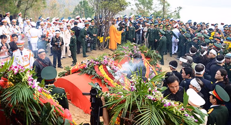 Nơi Đại tướng an nghỉ nghìn thu trên quê hương Quảng Bình. Nơi Đại tướng an nghỉ nghìn thu trên quê hương Quảng Bình.
