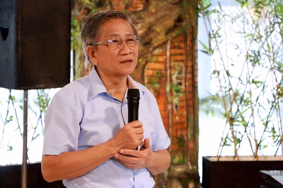 Thầy Nguyễn Minh Thuyết - Tổng chủ biên chương trình giáo dục phổ thông mới (Ảnh minh họa: nguoiduatin.vn).