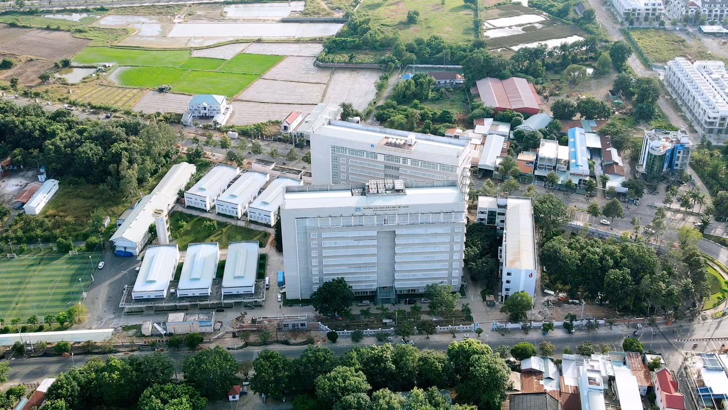 Toàn cảnh Trường Đại học Dầu khí Việt Nam. Ảnh: NVCC. Toàn cảnh Trường Đại học Dầu khí Việt Nam. Ảnh: NVCC.