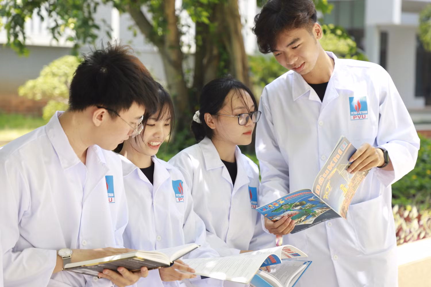Sinh viên Trường Đại học Dầu khí Việt Nam. Ảnh: NVCC. Sinh viên Trường Đại học Dầu khí Việt Nam. Ảnh: NVCC.