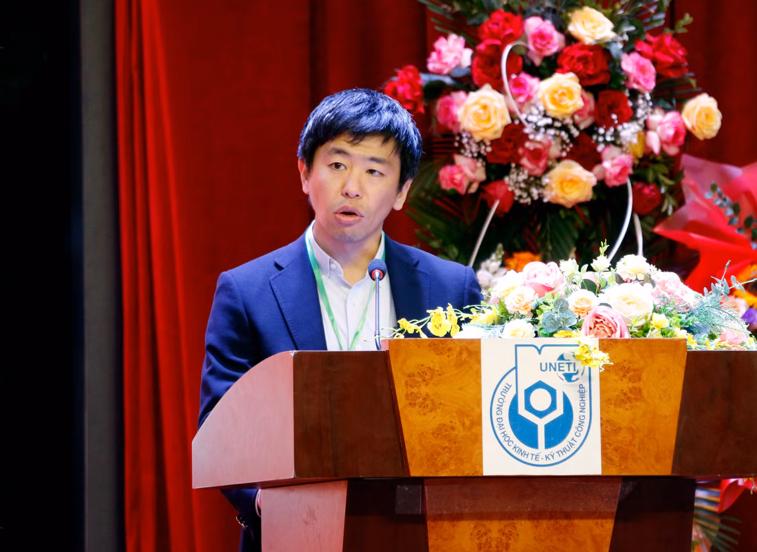 Ông Ryo Onoue - Trưởng phòng Tuyển dụng Công ty TNHH Canon Việt Nam. Ông Ryo Onoue - Trưởng phòng Tuyển dụng Công ty TNHH Canon Việt Nam.