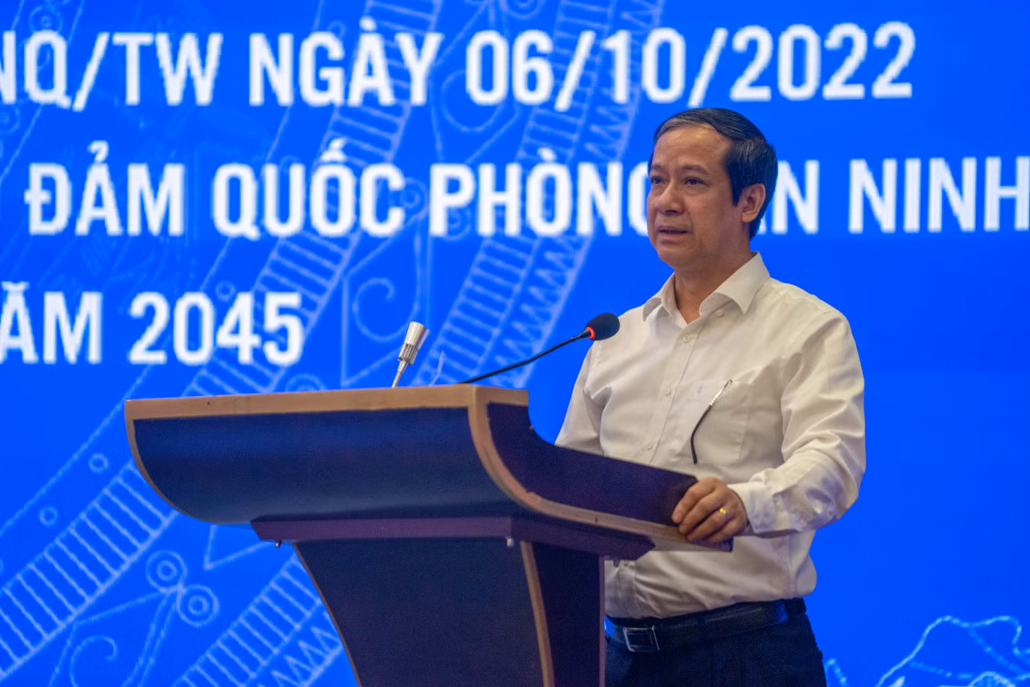 Bộ trưởng Bộ Giáo dục và Đào tạo Nguyễn Kim Sơn phát biểu tổng kết Hội nghị