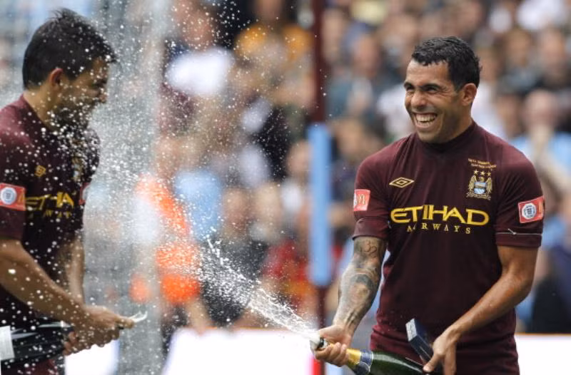 Aguero & Tevez có một trận đấu hay khi thể hiện họ đang là một trong những cặp bài trùng tốt nhất Premier League. Vấn đề duy nhất: Mario Balotelli.